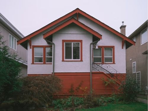 Families & Multiple Properties: 5 Key Rewards and Risks