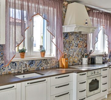 How to Choose the Perfect Kitchen Curtains: Styles, Fabrics & Colors